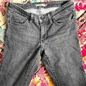 Levi’s 711 Skinny Jean